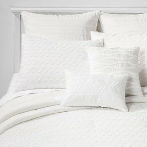NWT 8pc Suffolk Comforter Set King White Mia Clip